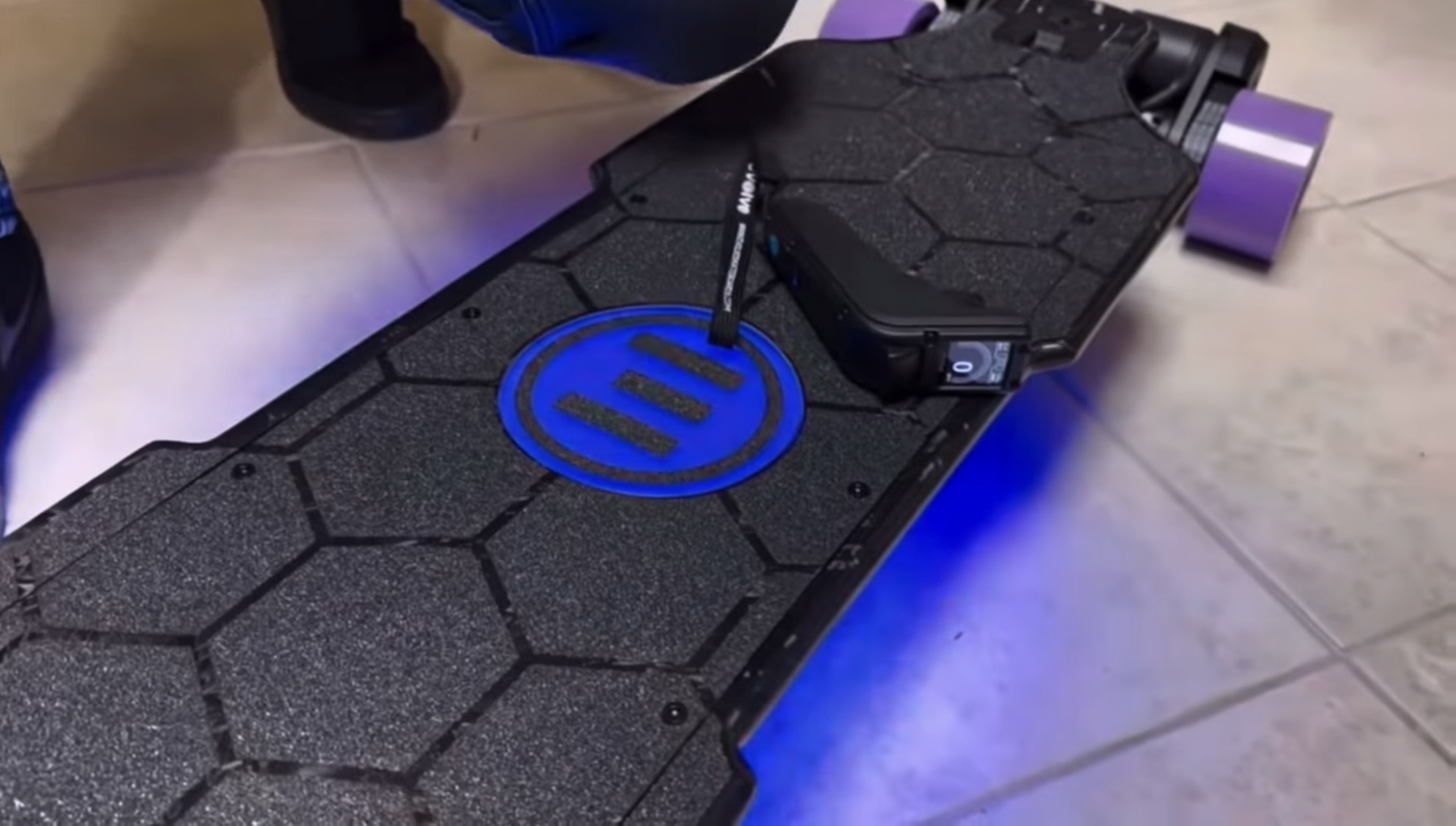 Personnalisation e-skate avec Phaze Personnalisation e-skate avec Phaze