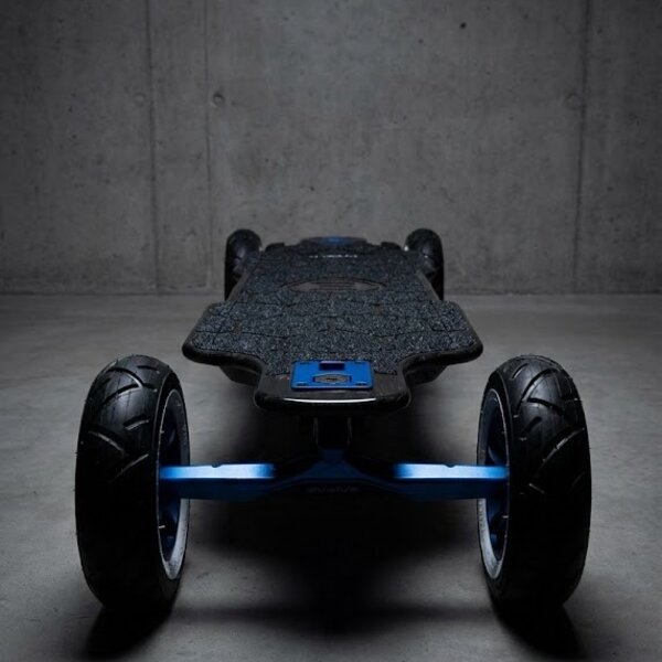 Diablo Carbon Blue Edition - Skateboard électrique Evolve édition limitée bleu